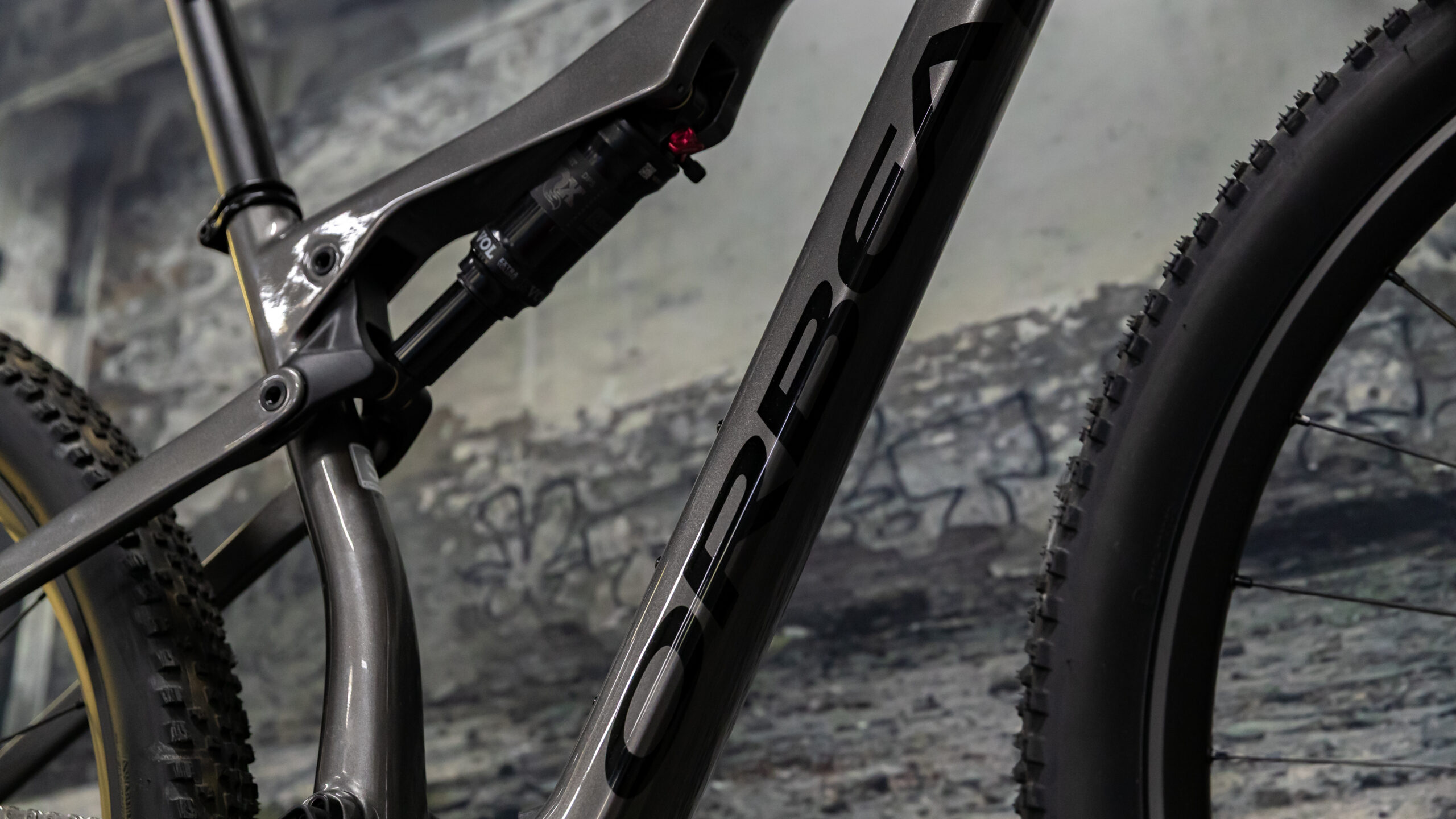 Orbea Oiz – Full Suspension MTB – 29er – Small – Deore XT thumbnail 2