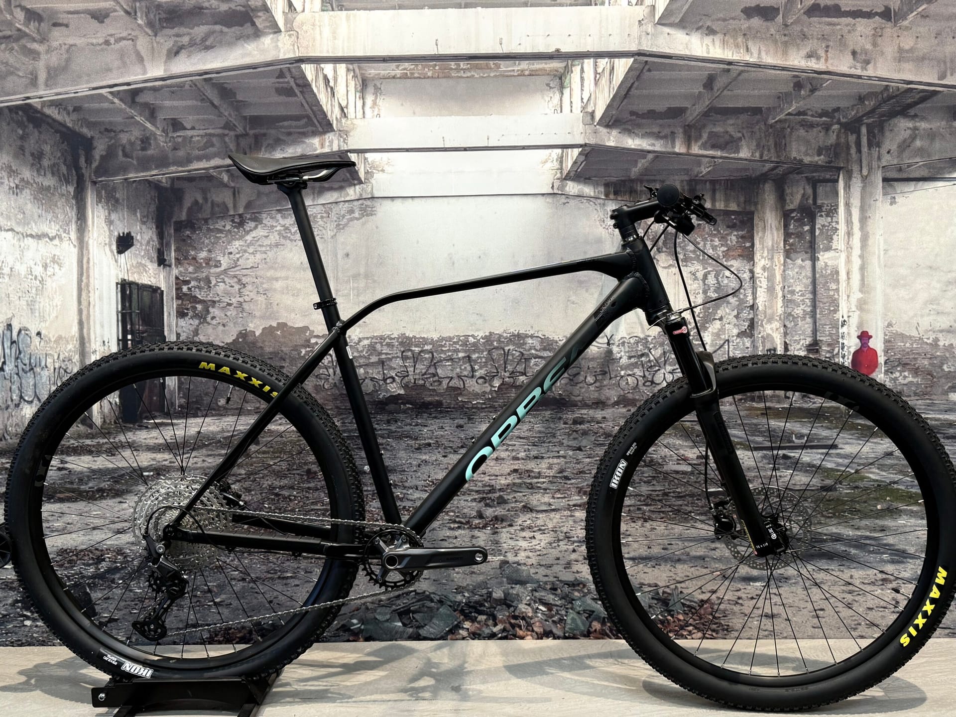 Orbea Alma H20 – MTB Hardtail – XL – Black Celeste – Shimano Deore