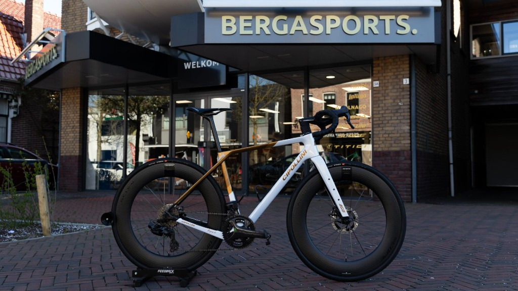 Bergasports shop in Dedemsvaart