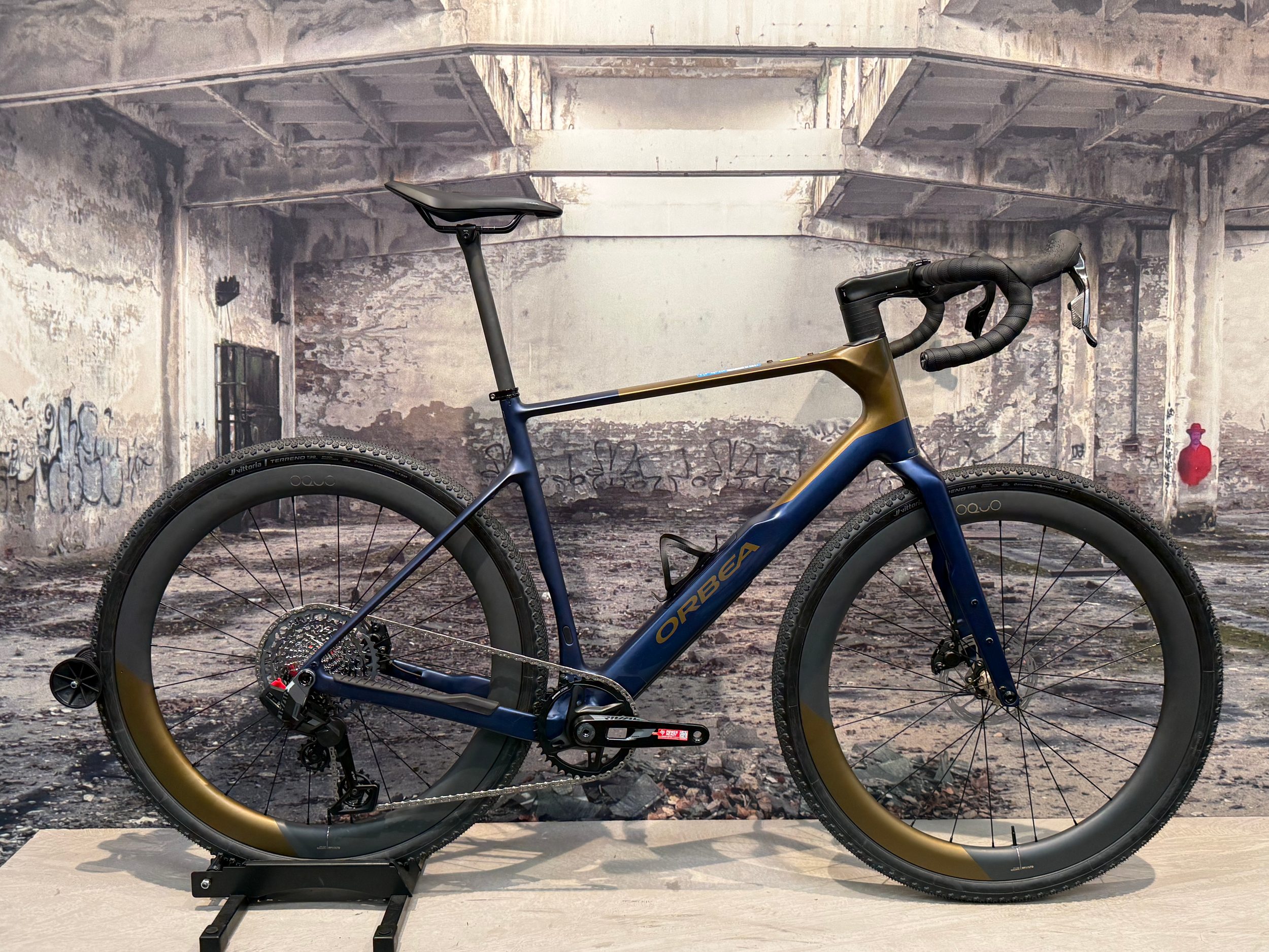 Orbea Terra Custom – Gravel Bike – Navy/Olive Green – SRAM Rival 1x13 – XL