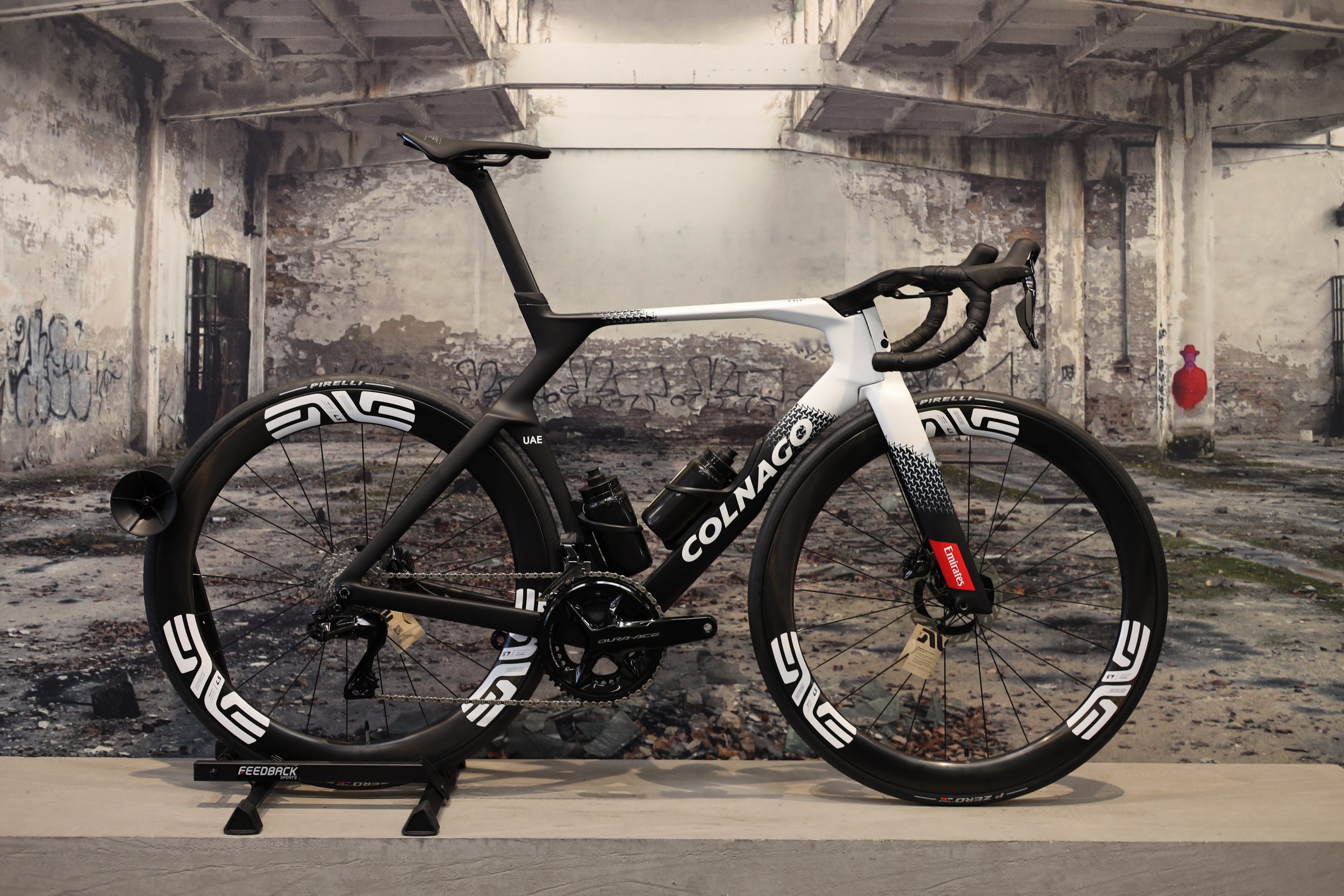 Colnago Y1RS – UAE – Medium – Enve – Dura Ace Di2