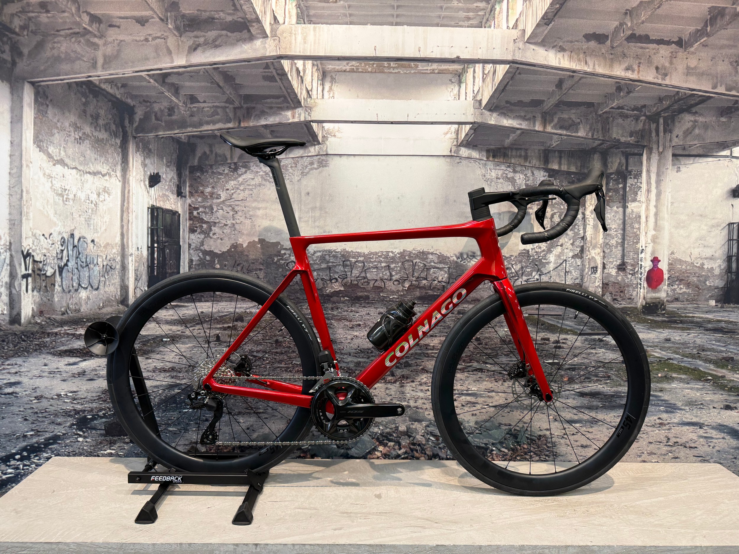 Colnago V4 – VDRD- 53 cm lika a 57 – 105 Di2 – Vision SC 45 Colnago V4 – VDRD- 53 cm lika a 57 – 105 Di2 – Vision SC 45