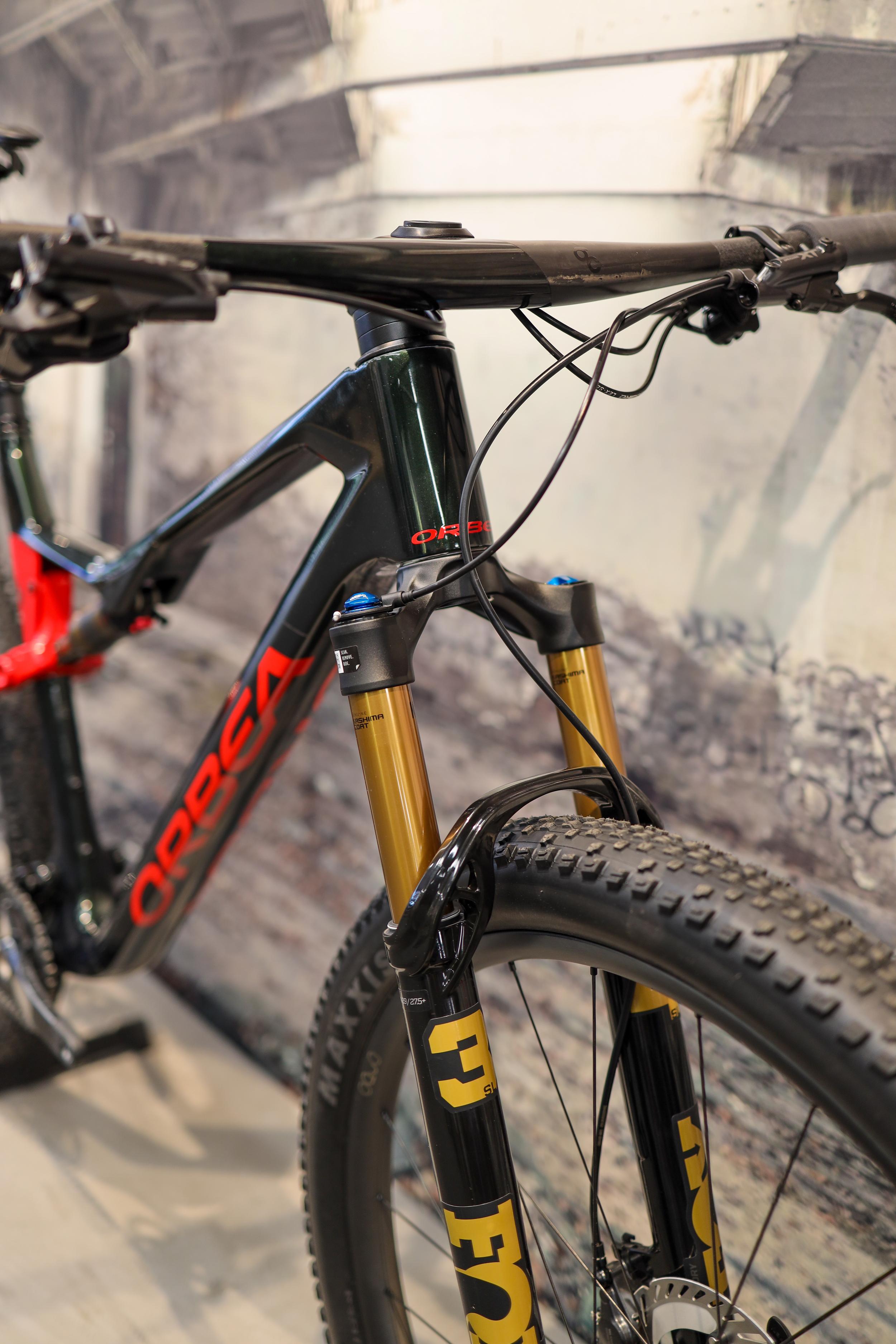 Orbea Oiz – Custom – XL – XT di2 – Kashima dropper/vork miniatuur 5